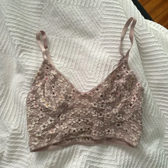Intimately Free People • Lacy lavender floral bralette / bra - Picture 1 of 5